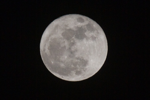 Moon on 3-19-11